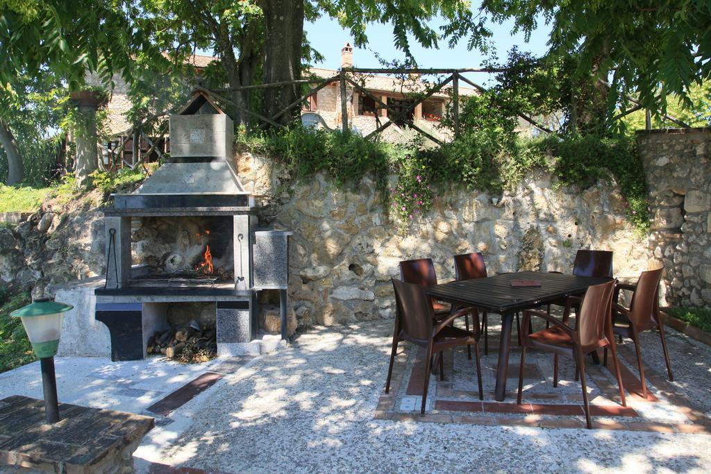 Agriturismo Podere Luchiano Amelia Εξωτερικό φωτογραφία